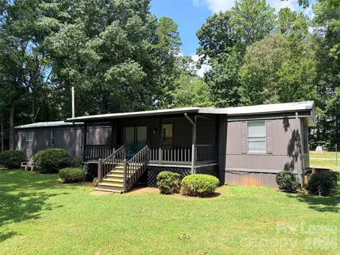 8112 Blackwood Road