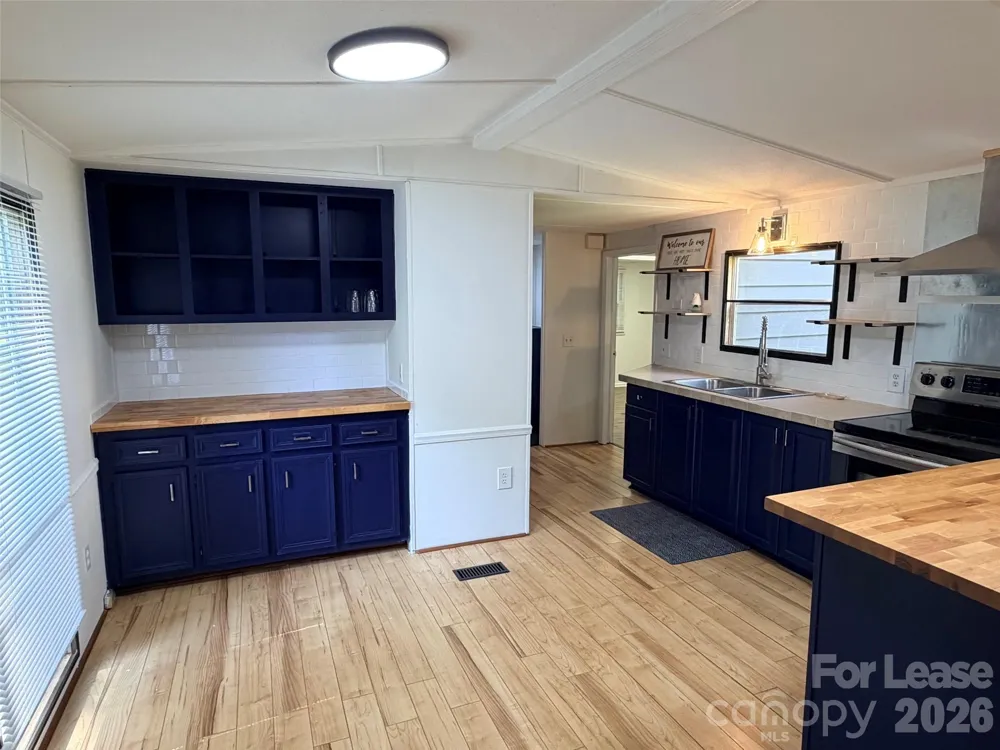 8112 Blackwood Road Denver, NC 28037