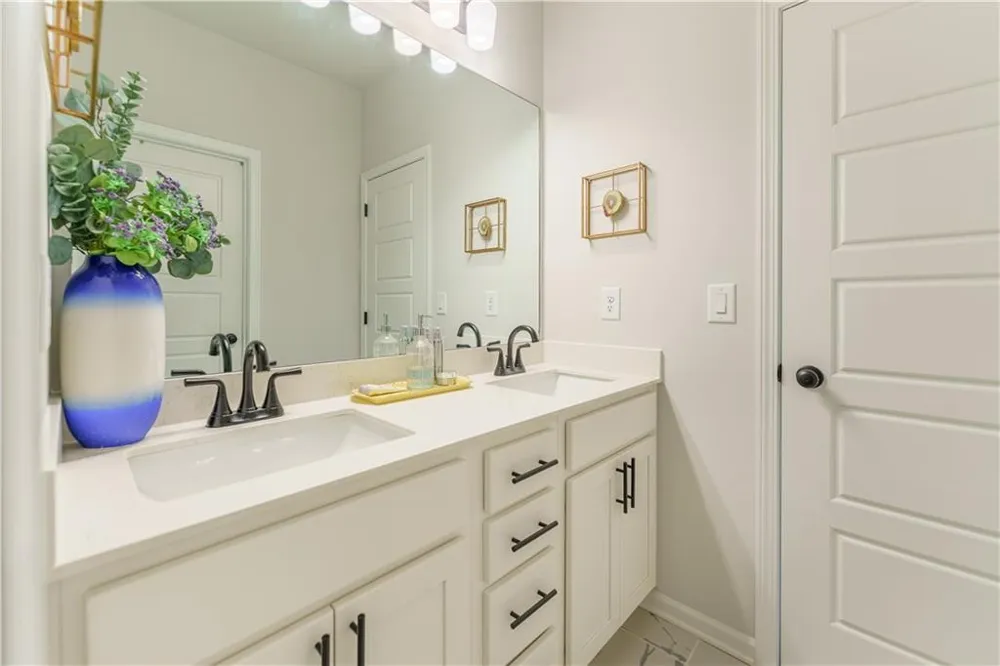 4028 Brookmont Auburn, GA 30011