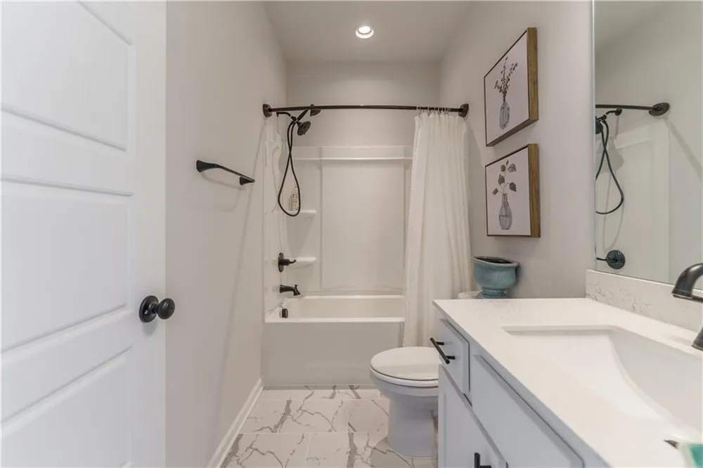 4028 Brookmont Auburn, GA 30011