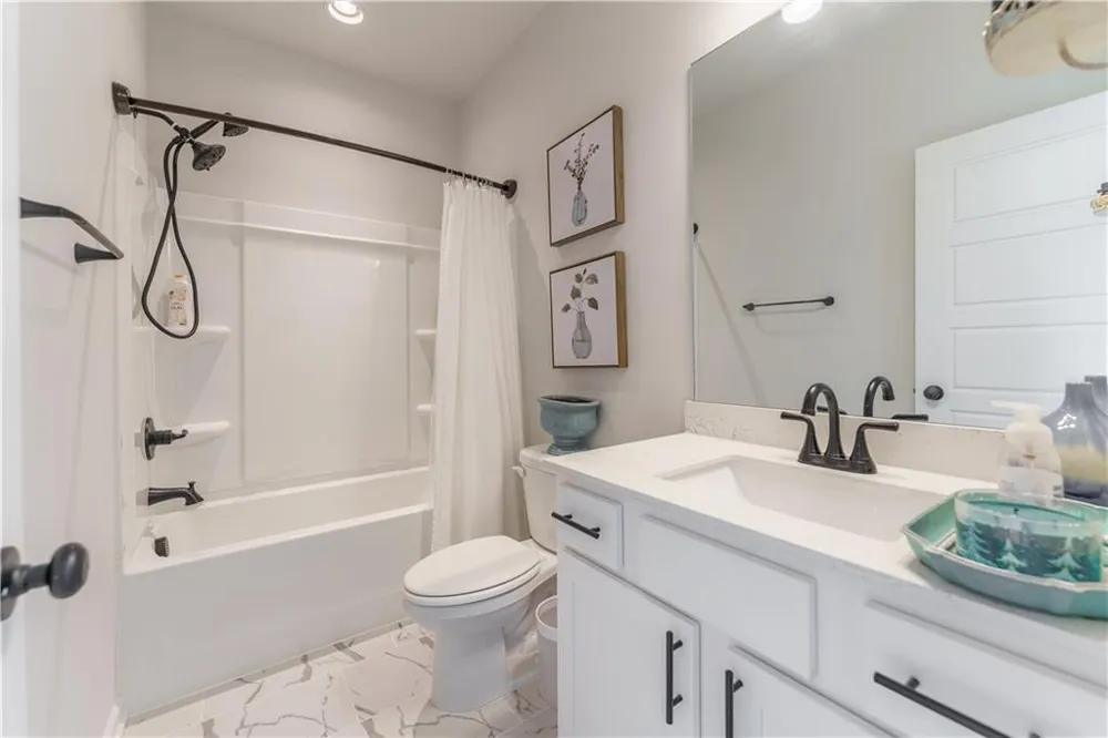 4028 Brookmont Auburn, GA 30011