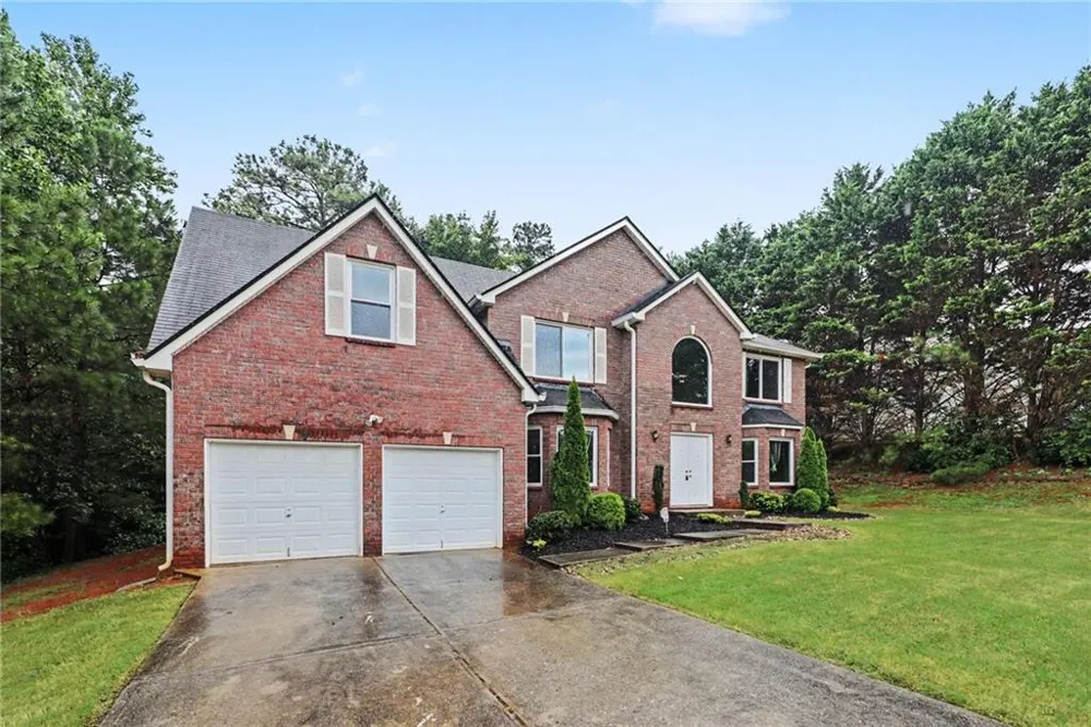 1930 Winding Crossing Trail Fairburn, GA 30213