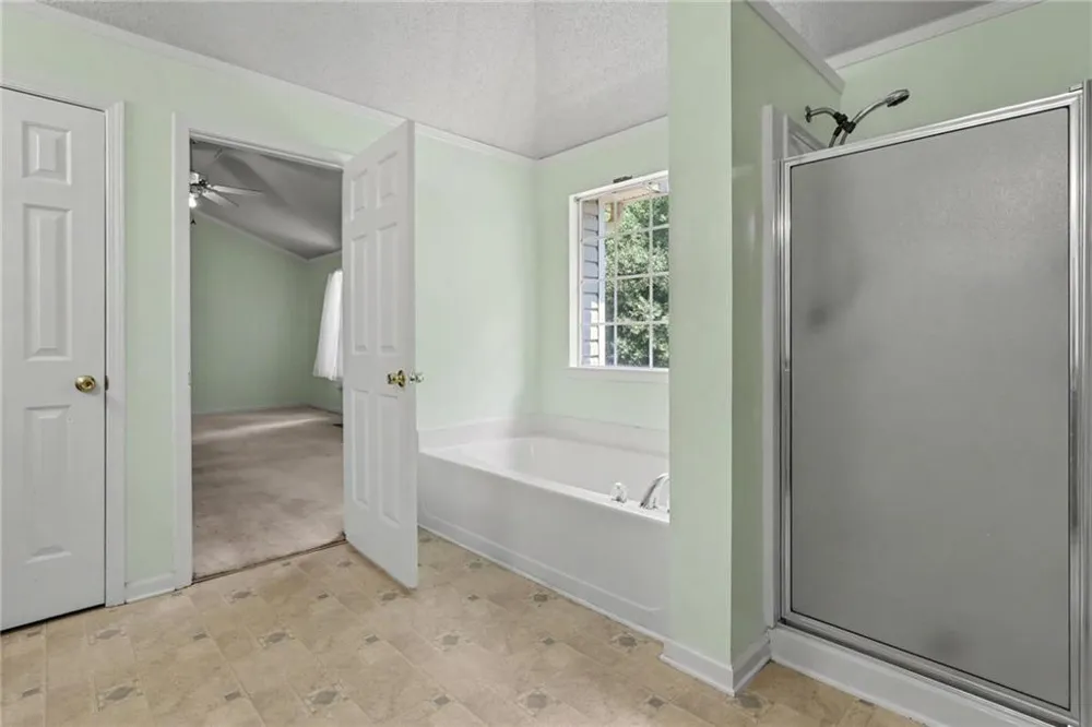 1930 Winding Crossing Trail Fairburn, GA 30213