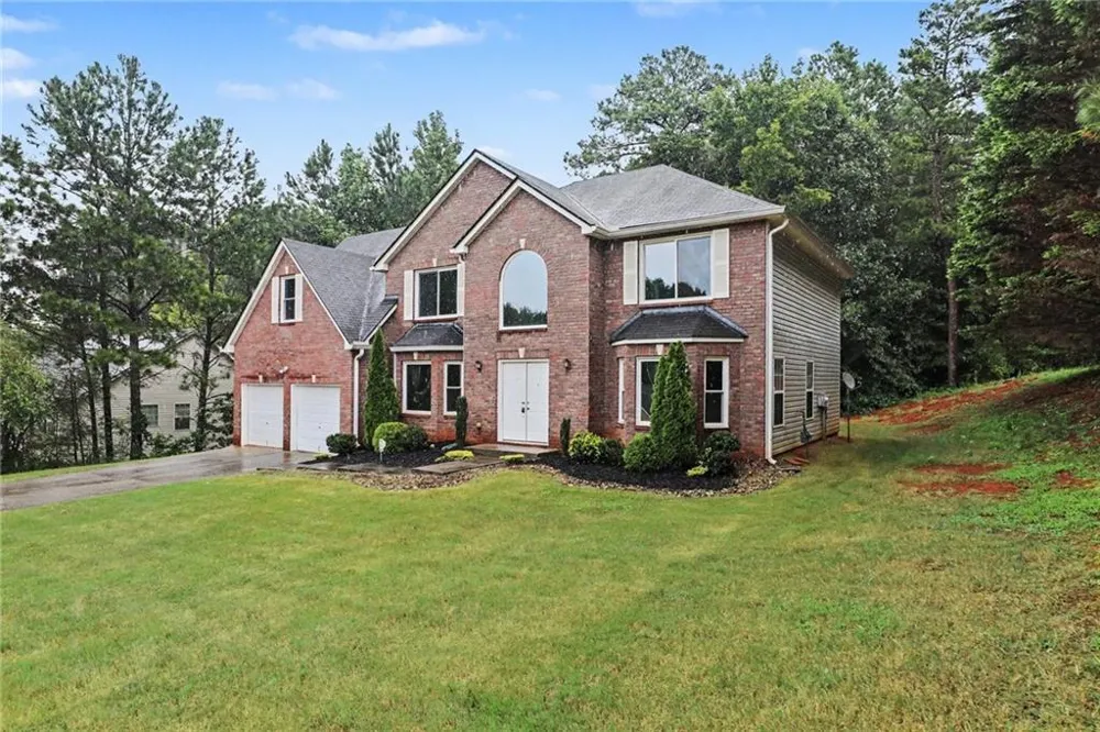 1930 Winding Crossing Trail Fairburn, GA 30213