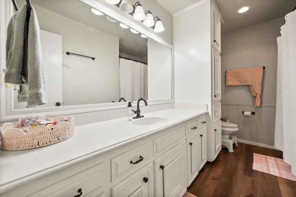 767 NW Ann Lois Lane Burleson, TX 76028