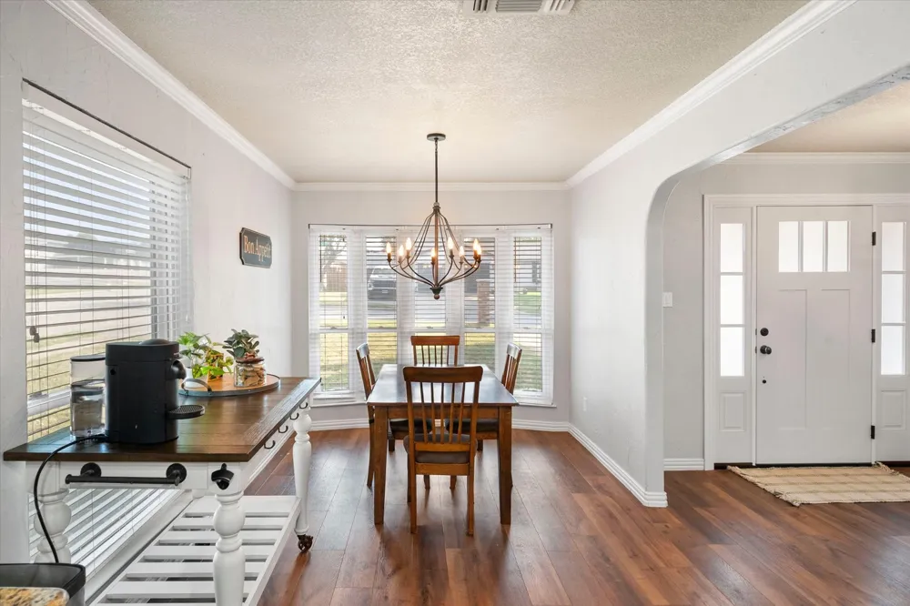 767 NW Ann Lois Lane Burleson, TX 76028
