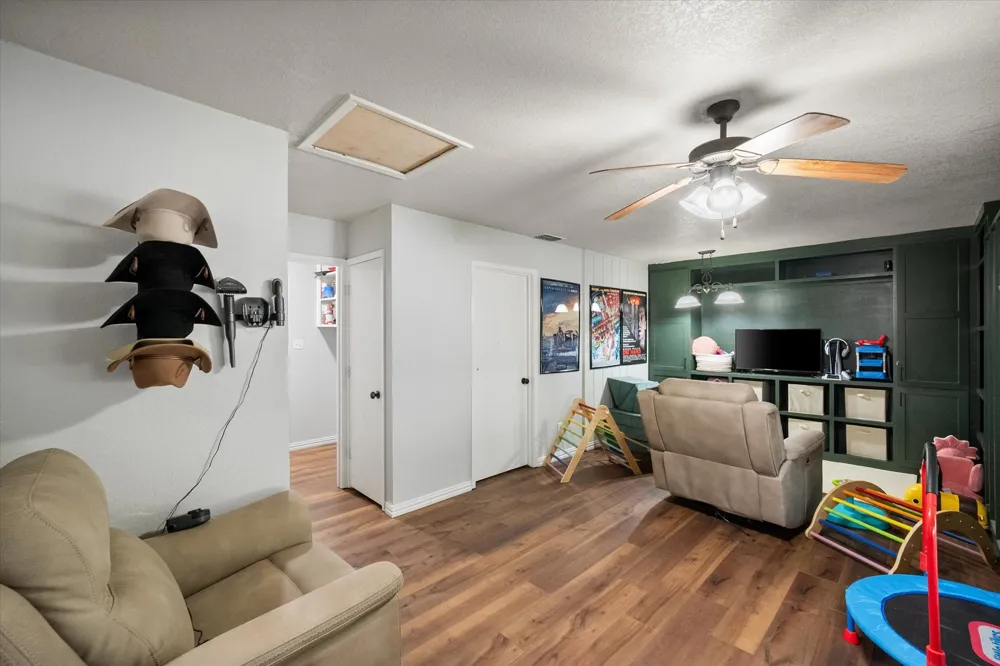 767 NW Ann Lois Lane Burleson, TX 76028