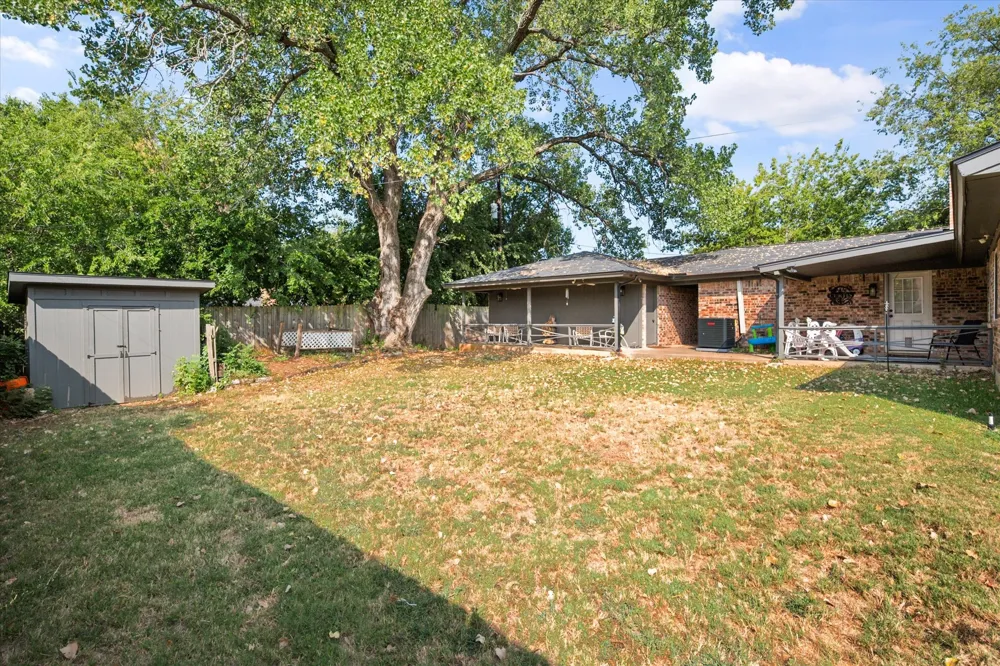 767 NW Ann Lois Lane Burleson, TX 76028