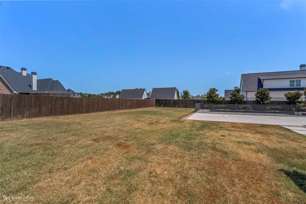 624 Silkwood Drive Benton, LA 71006