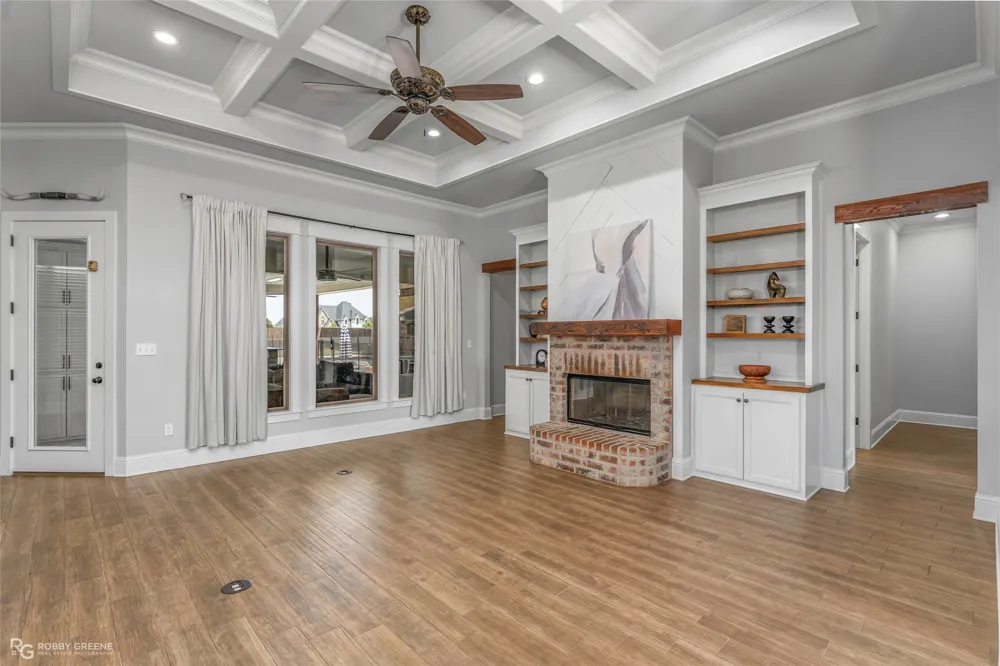 624 Silkwood Drive Benton, LA 71006