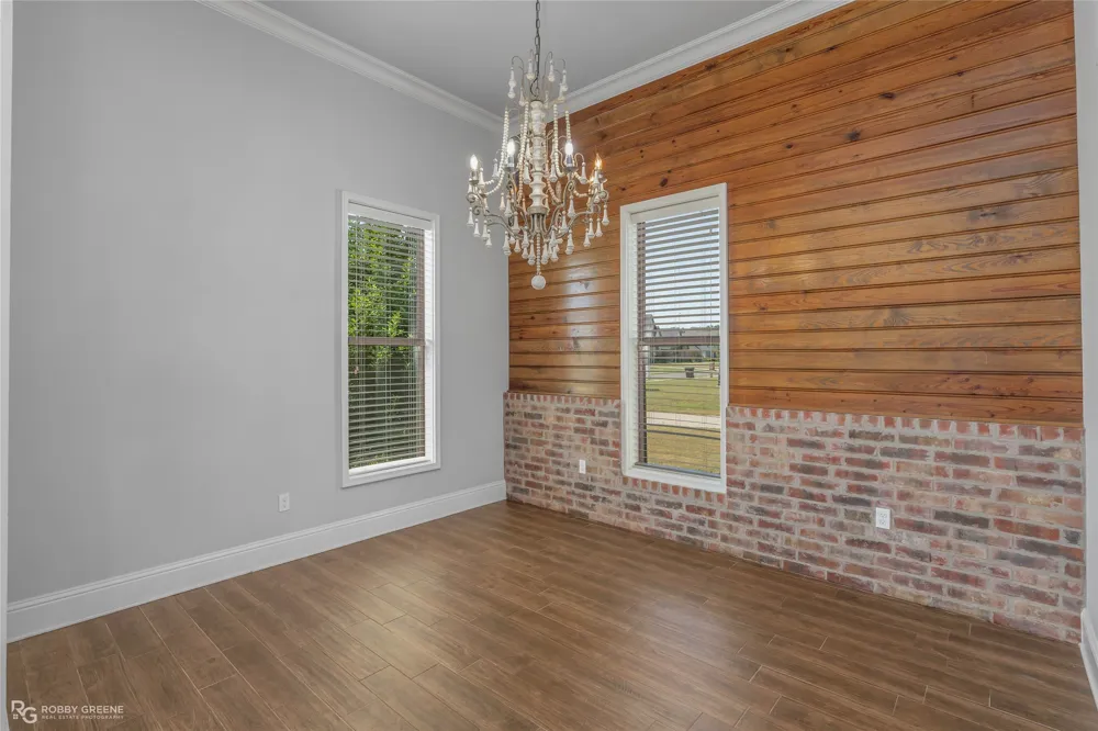 624 Silkwood Drive Benton, LA 71006