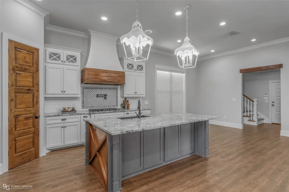 624 Silkwood Drive Benton, LA 71006