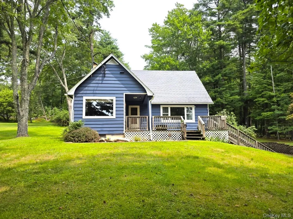 220 Mail Road Barryville, NY 12719