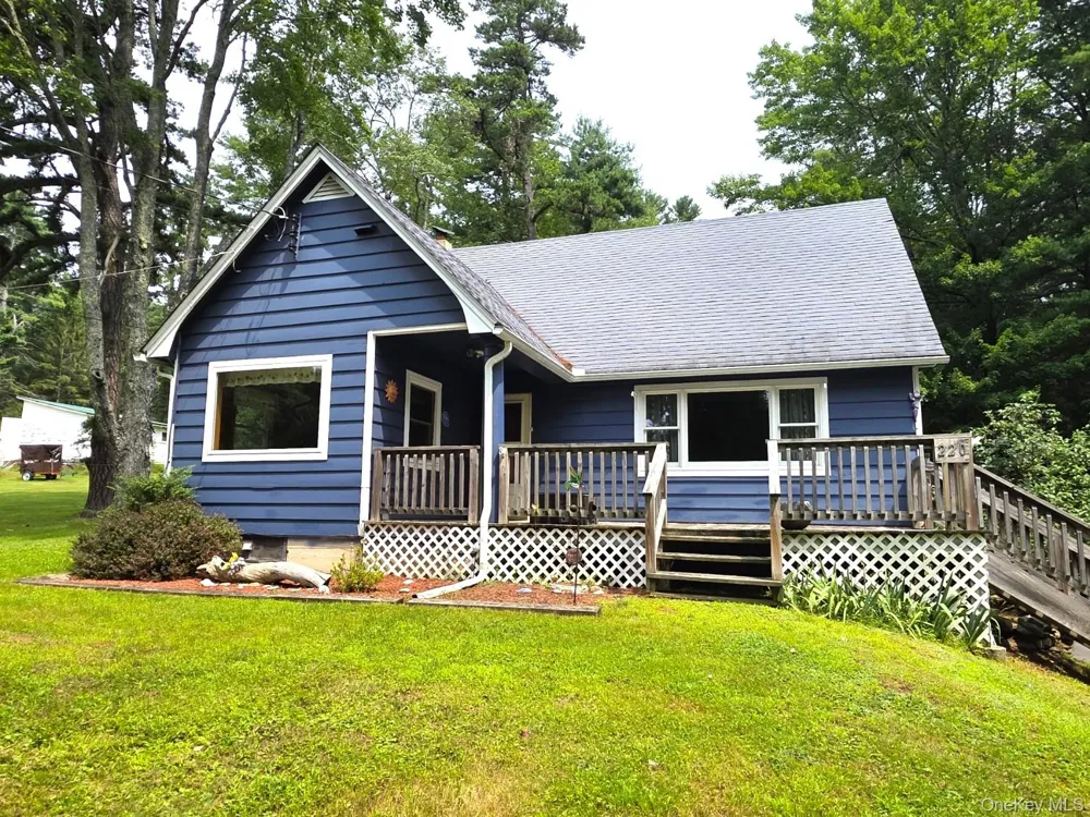 220 Mail Road Barryville, NY 12719