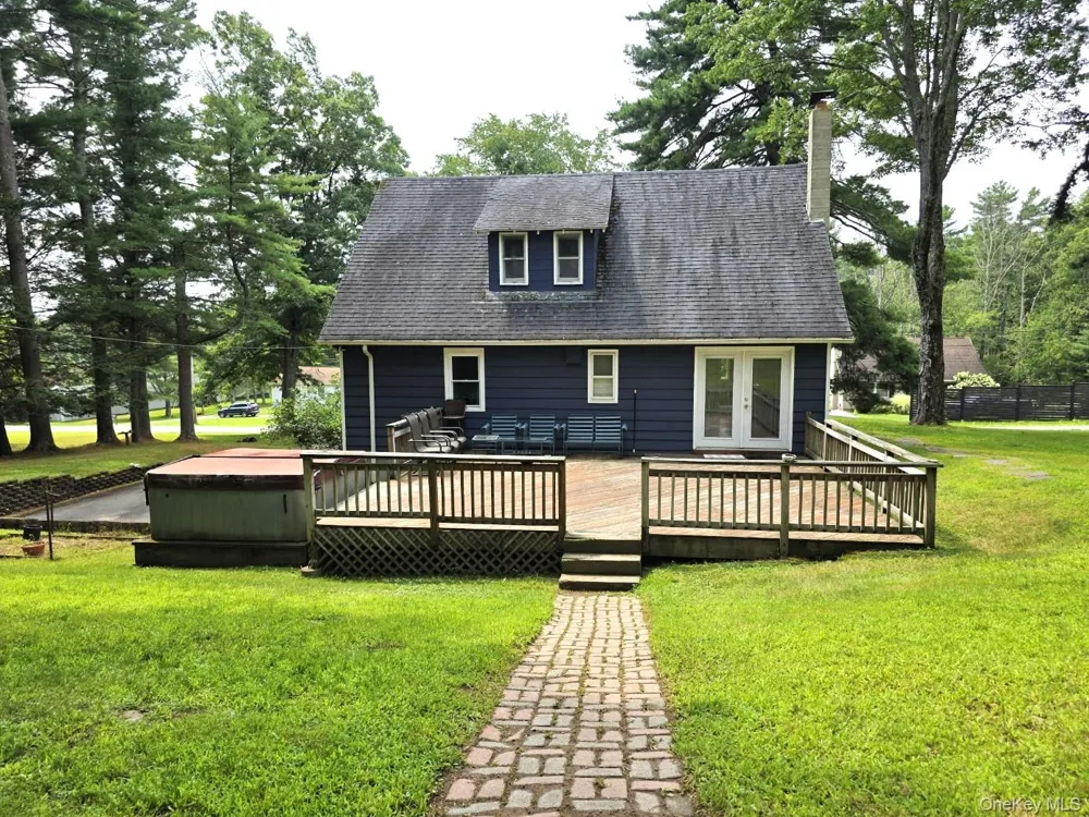 220 Mail Road Barryville, NY 12719
