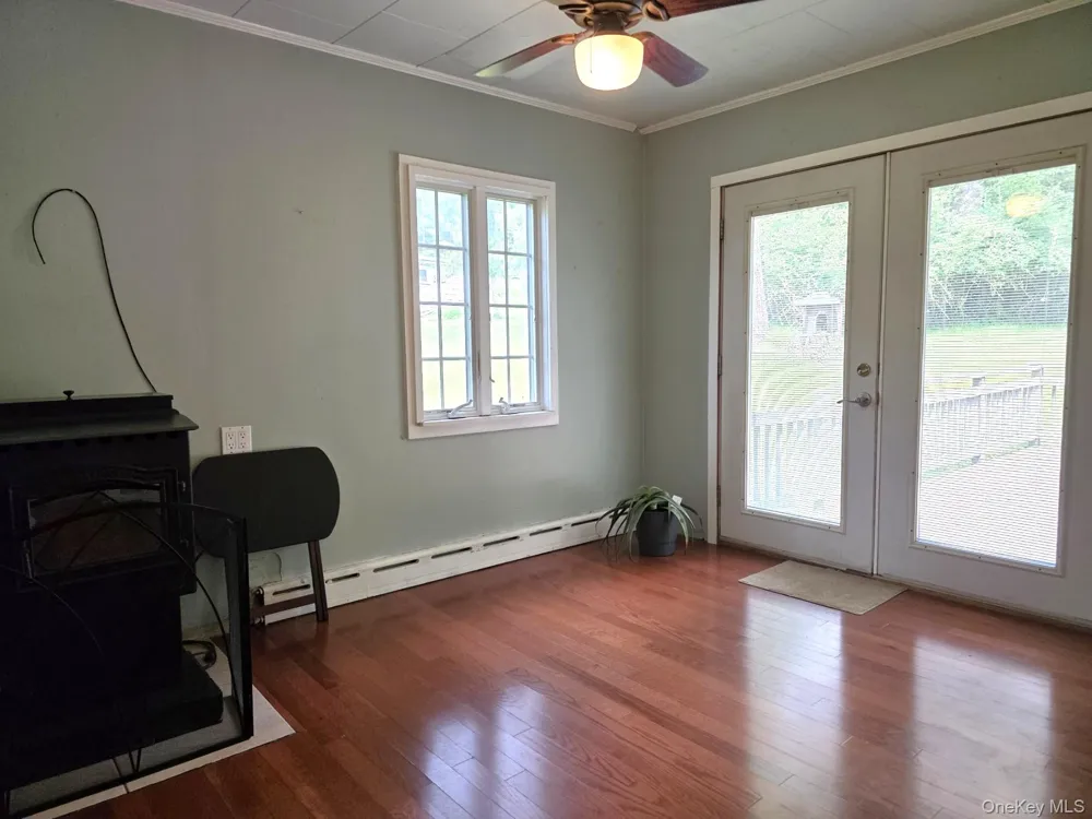 220 Mail Road Barryville, NY 12719
