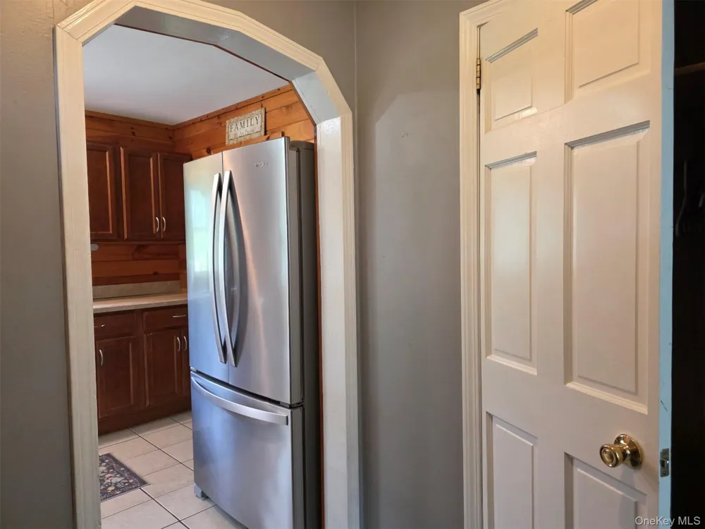 220 Mail Road Barryville, NY 12719
