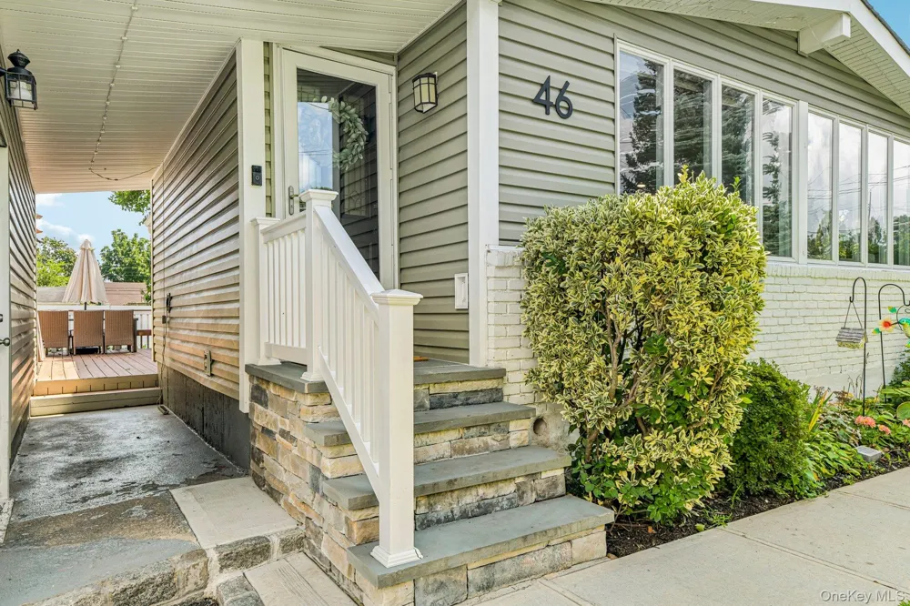 46 Beecher Avenue East Islip, NY 11730