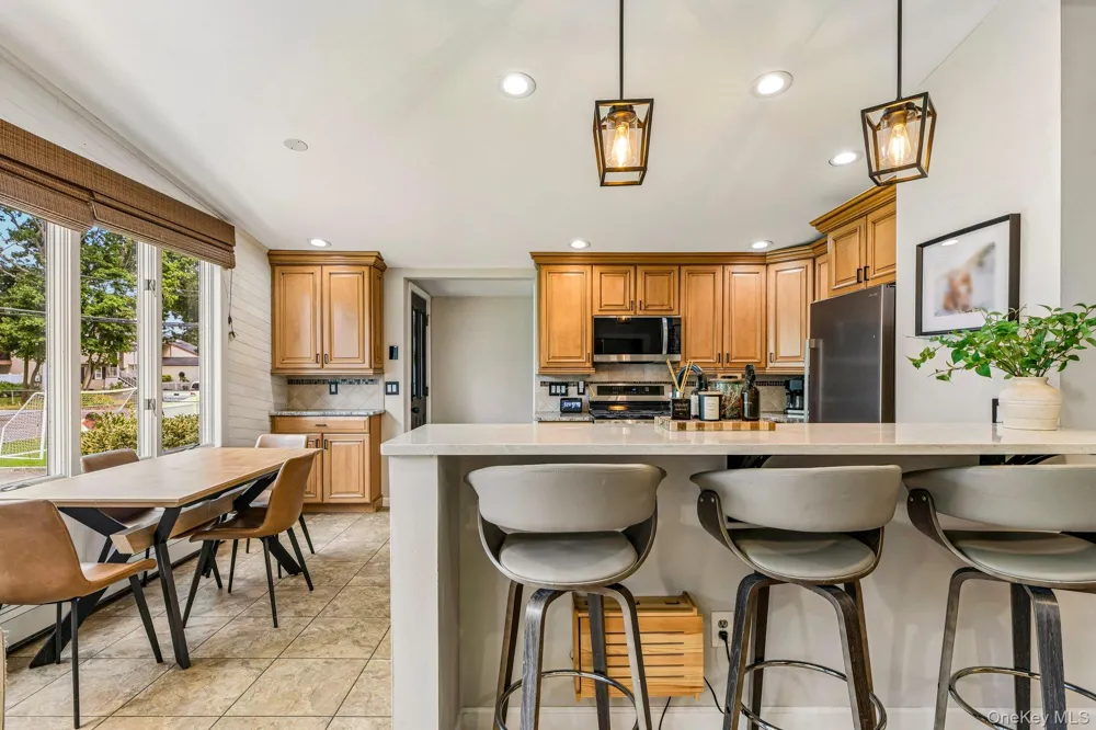 46 Beecher Avenue East Islip, NY 11730