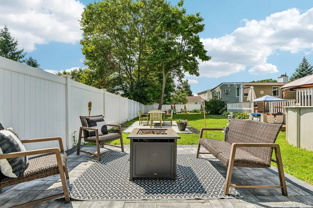 46 Beecher Avenue East Islip, NY 11730