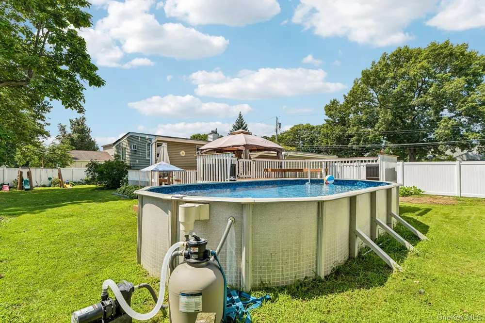 46 Beecher Avenue East Islip, NY 11730