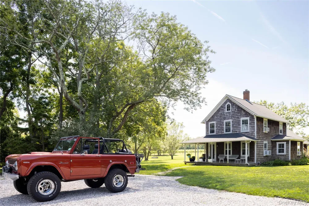 2850 Main Bayview Road Southold, NY 11971