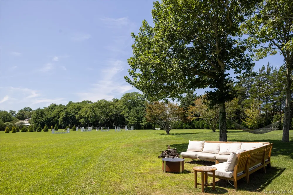 2850 Main Bayview Road Southold, NY 11971