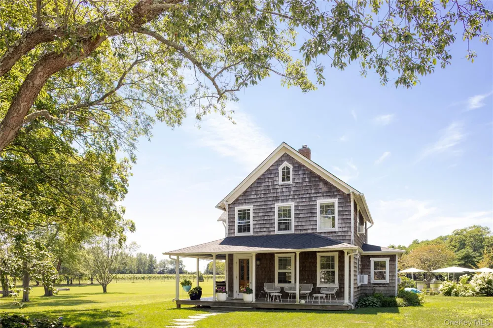 2850 Main Bayview Road Southold, NY 11971