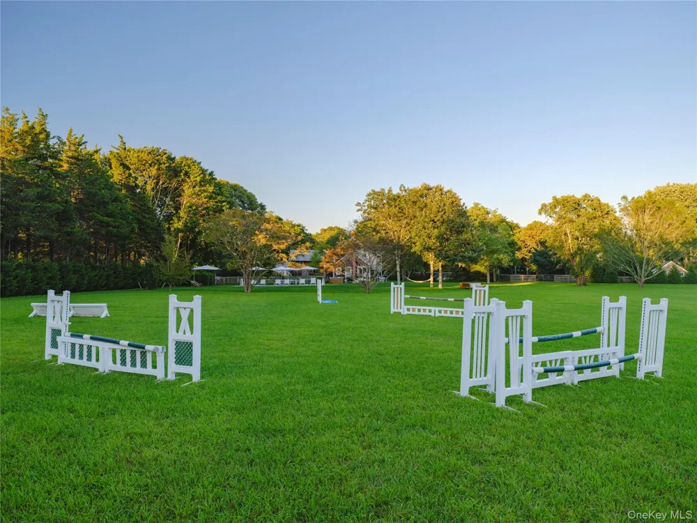 2850 Main Bayview Road Southold, NY 11971