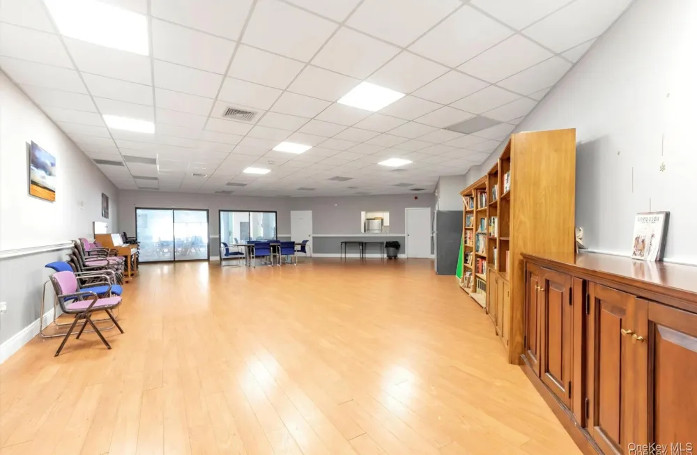 725 Miller Avenue #410 Freeport, NY 11520