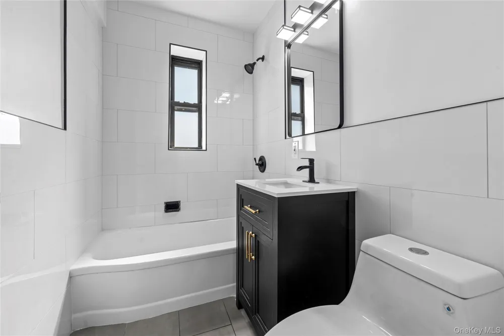 37-26 87th Street #5F Jackson Heights, NY 11372