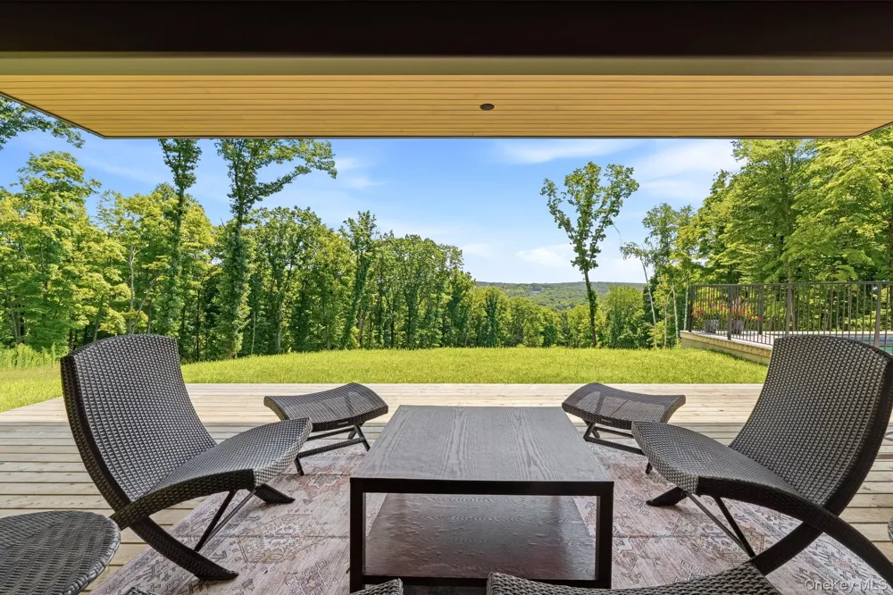 133 Old Bulls Head Road Clinton Corners, NY 12514