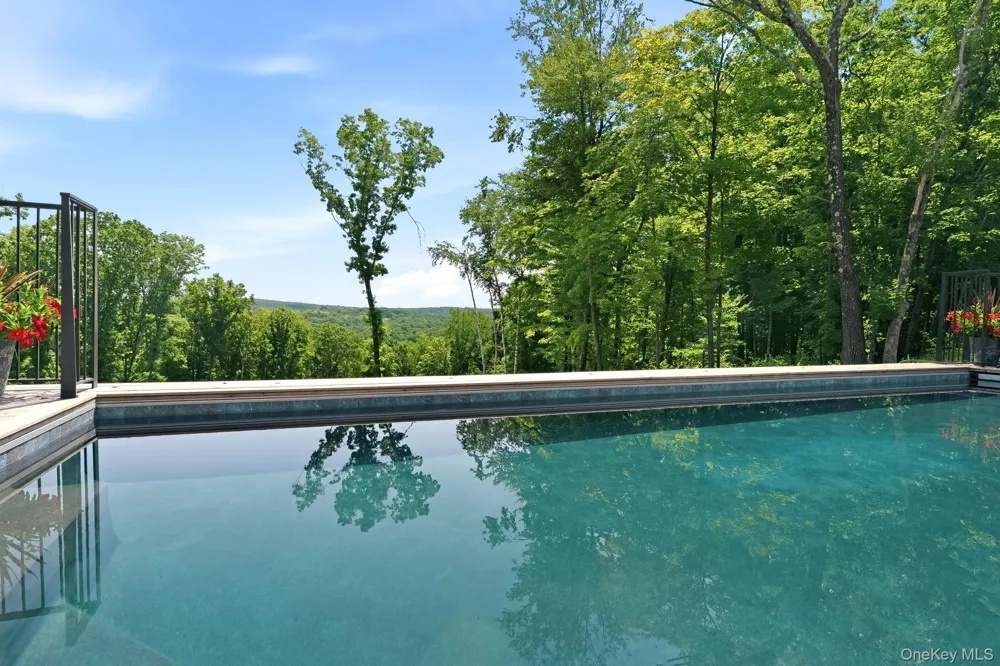 133 Old Bulls Head Road Clinton Corners, NY 12514