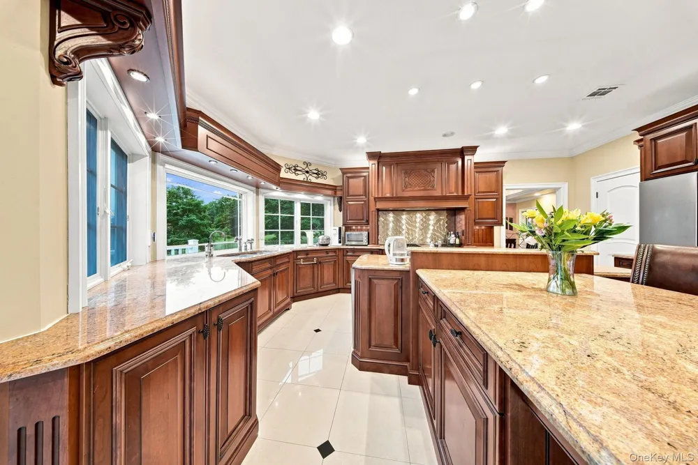 345 Mountain Road Bloomingburg, NY 12721
