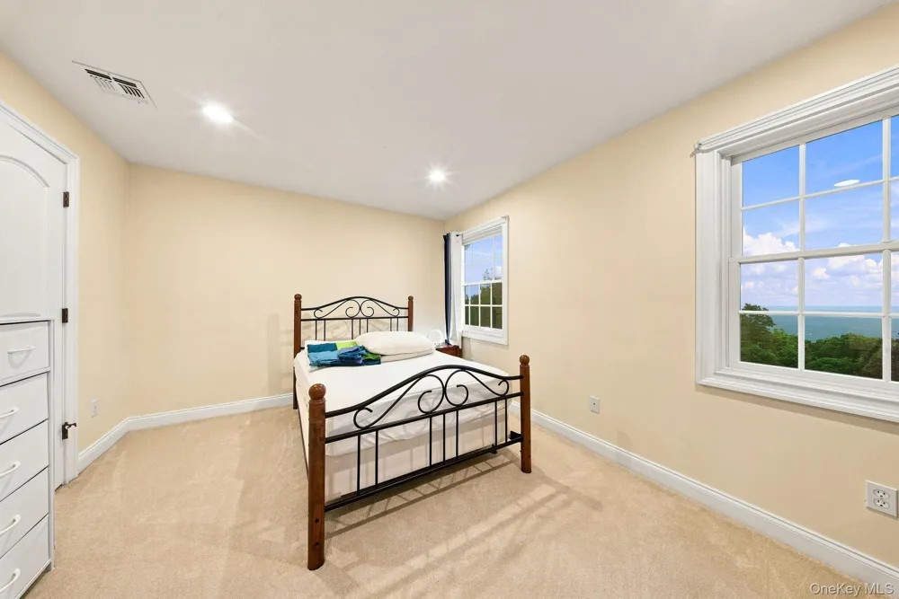345 Mountain Road Bloomingburg, NY 12721