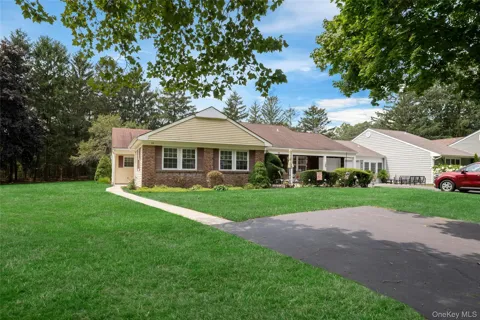 62 Hearthside Drive