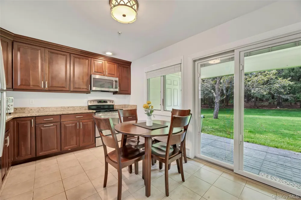 62 Hearthside Drive Mount Sinai, NY 11766