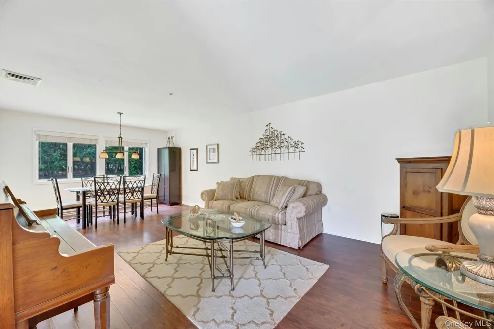 62 Hearthside Drive Mount Sinai, NY 11766
