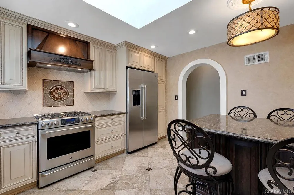 162-15 88th Street Howard Beach, NY 11414