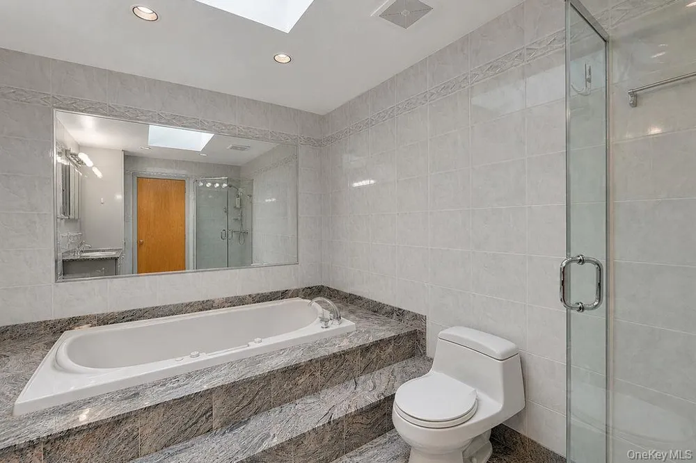 162-15 88th Street Howard Beach, NY 11414