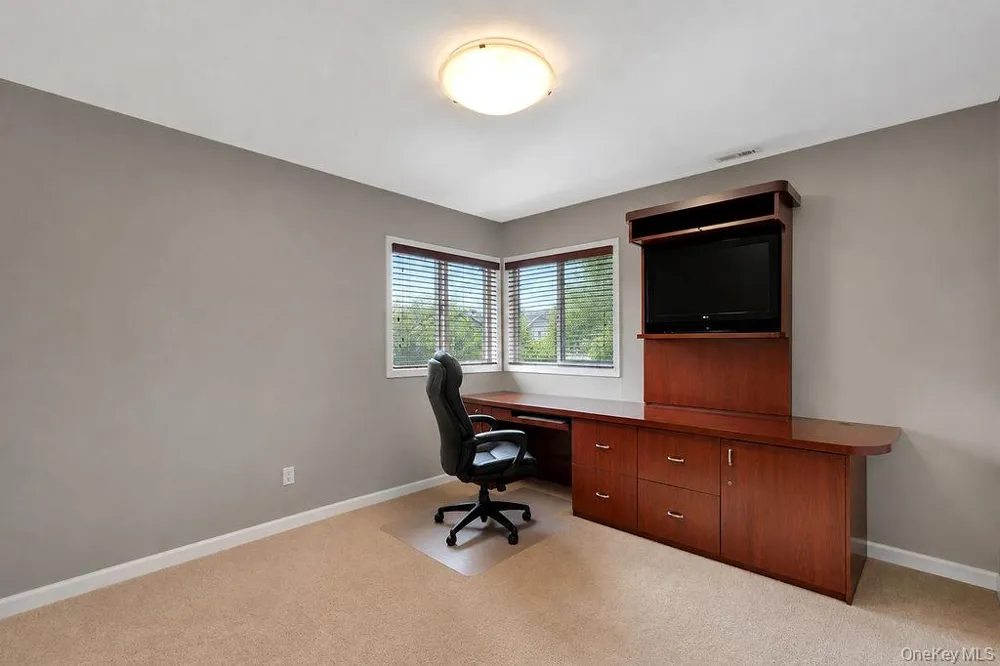 162-15 88th Street Howard Beach, NY 11414