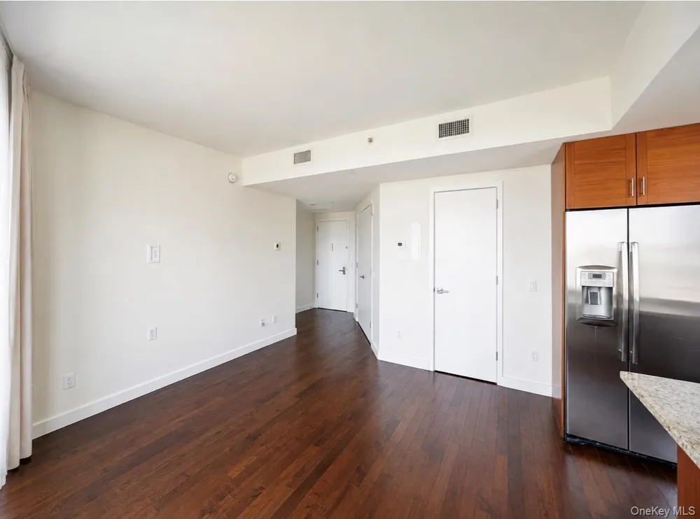 10820 71st Avenue #7C Forest Hills, NY 11375