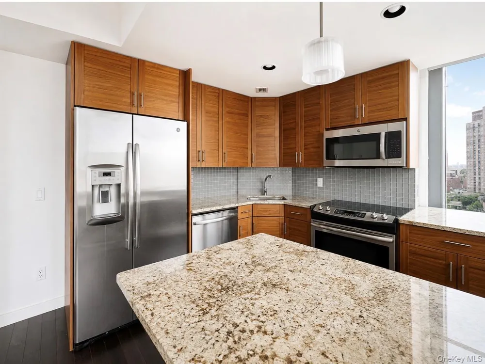 10820 71st Avenue #7C Forest Hills, NY 11375