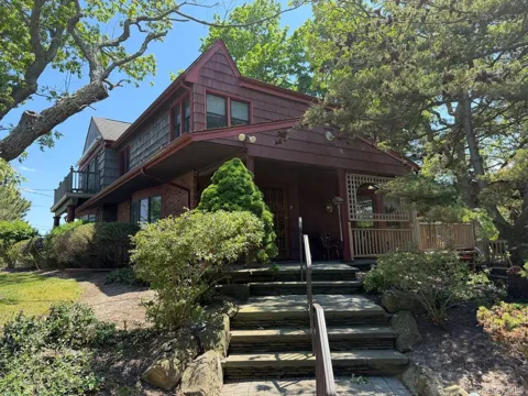 479 Asharoken Avenue