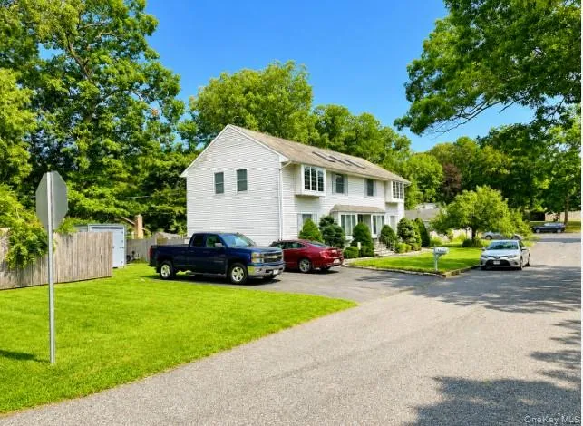 5 Forest Lane Coram, NY 11727