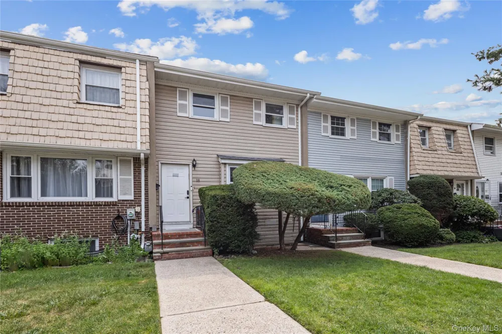 18 Alan Road Spring Valley, NY 10977