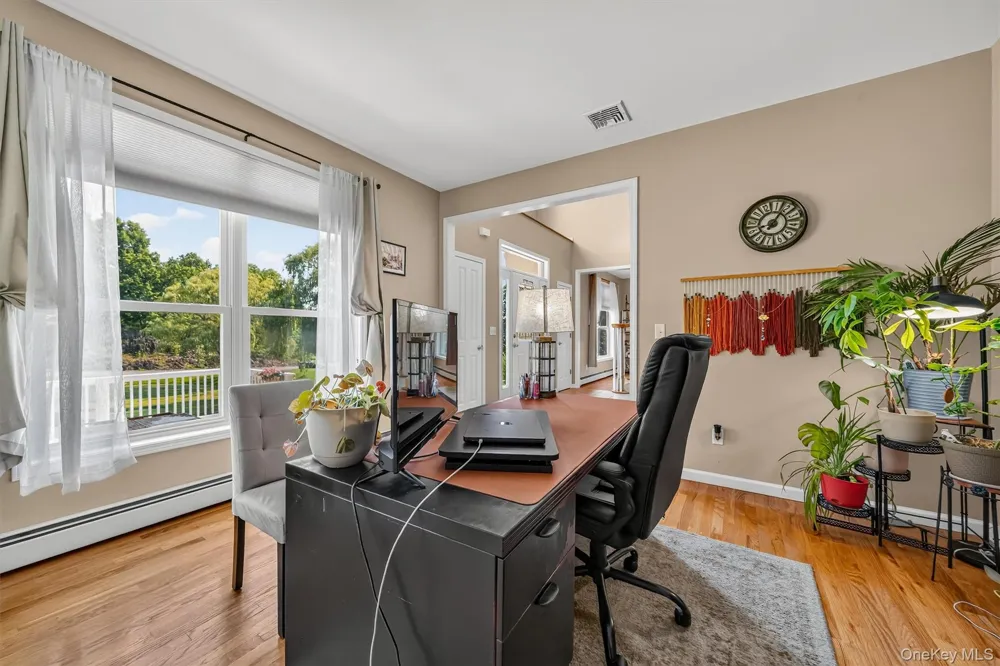 15 Winston Place Marlboro, NY 12542