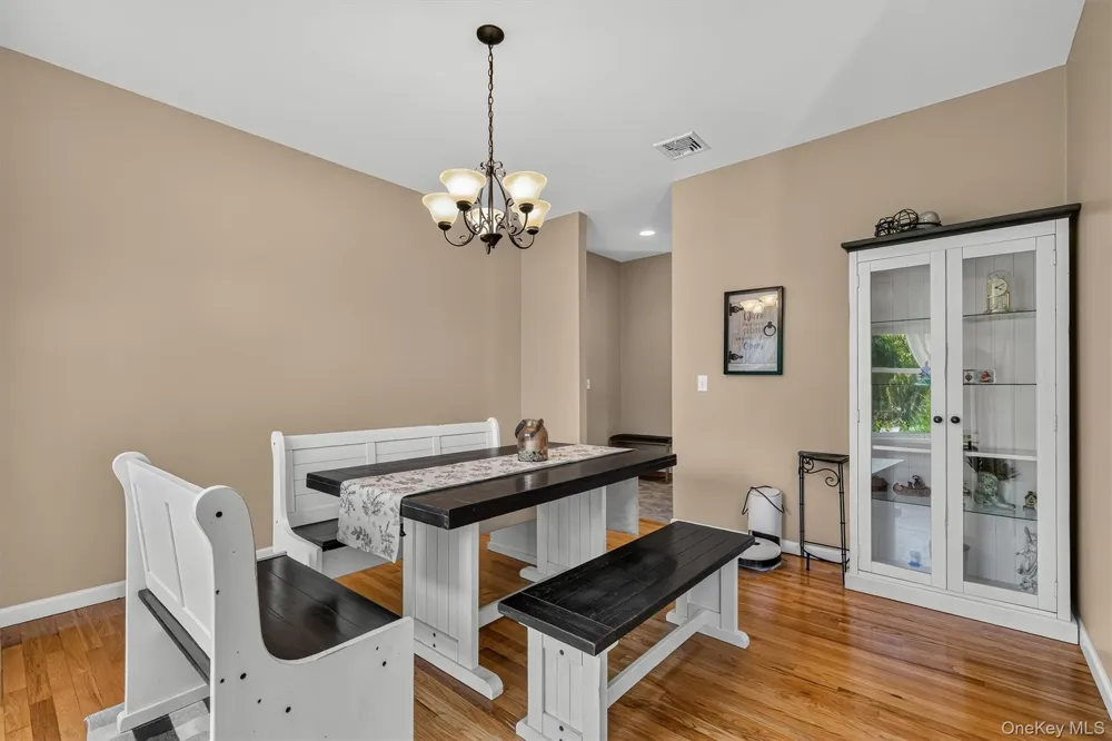 15 Winston Place Marlboro, NY 12542