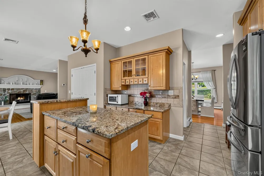 15 Winston Place Marlboro, NY 12542