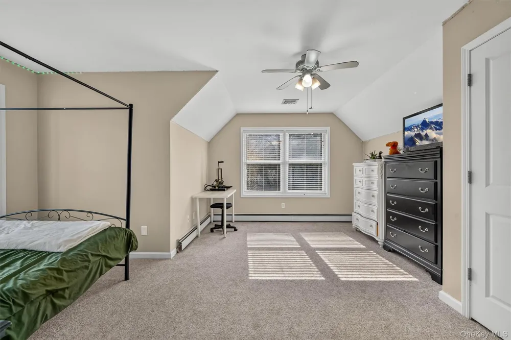 15 Winston Place Marlboro, NY 12542